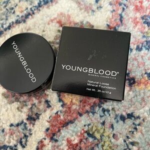 Soft Beige Youngblood natural loose mineral foundation